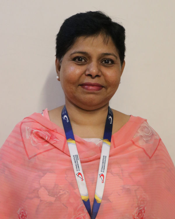 LIANE-DSOUZA-FRONT-DESK-MANAGER.webp
