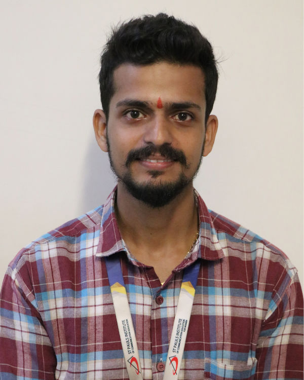 VIVEK-LAD-OFFICE-ASSISTANT_400_500.webp